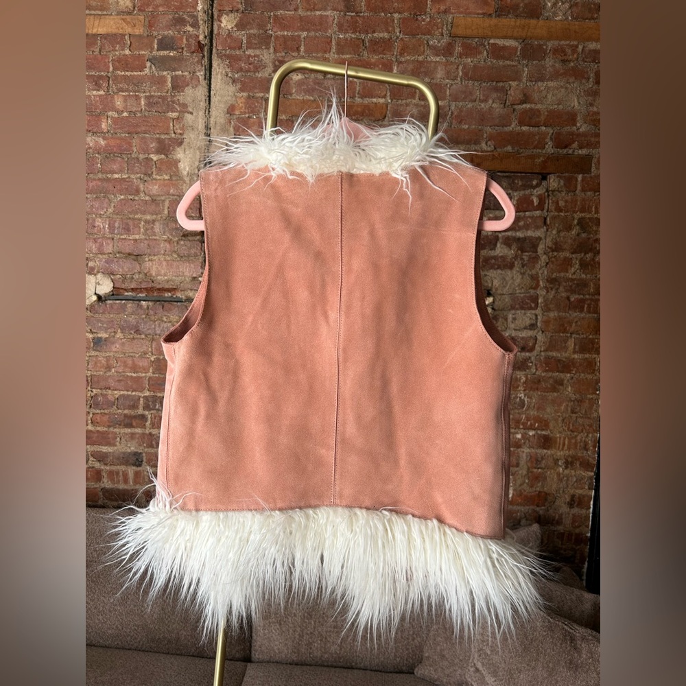 Vest - Picture 3 of 3